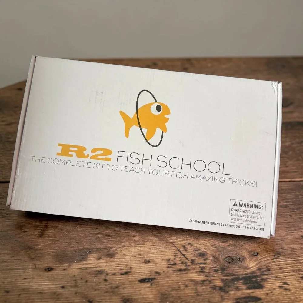 R2 Fish School Complete Kit Aquarium Fish Tricks Training Set w/ Manual CD